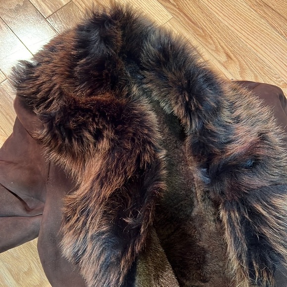 Rizal rich brown shearling coat. Size 34 fits like a true small - Picture 13 of 13